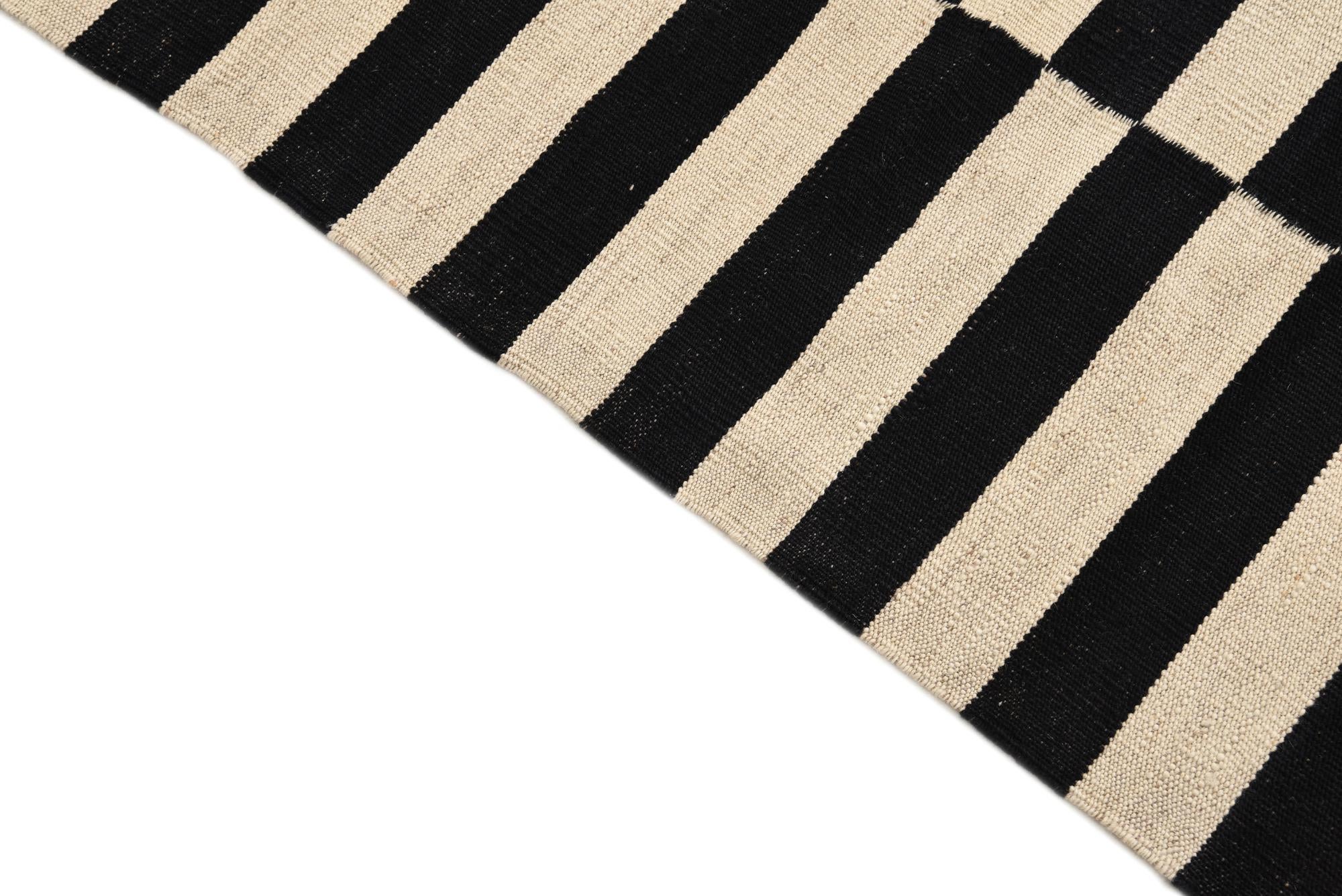 3' 2 x 4' 9 Hand Woven Kilim Modern Wool Rug