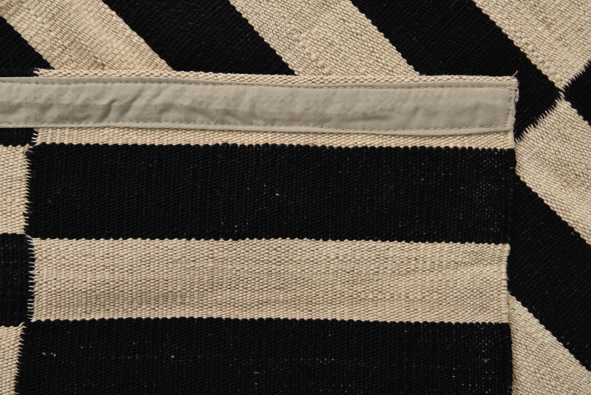 3' 2 x 4' 9 Hand Woven Kilim Modern Wool Rug