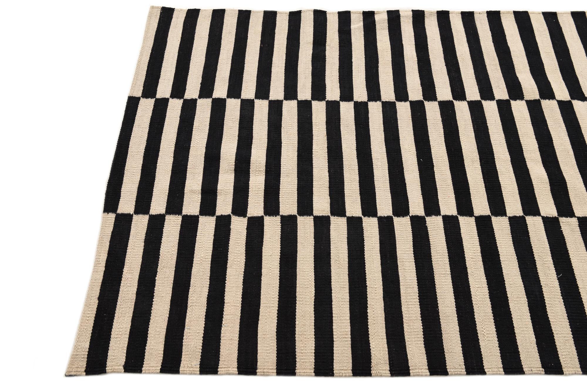 3' 5 x 4' 9 Hand Woven Kilim Modern Wool Rug