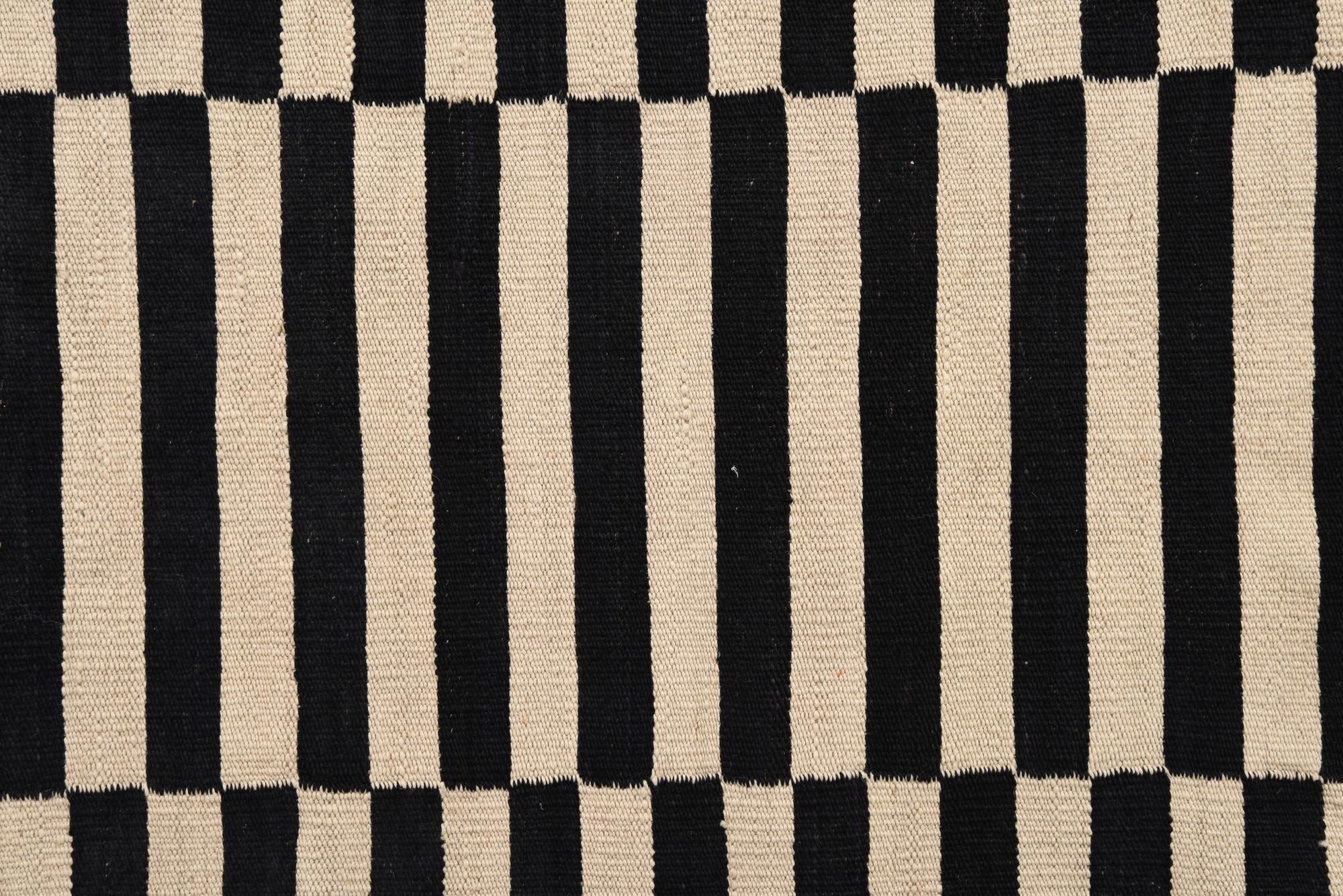 3' 5 x 4' 9 Hand Woven Kilim Modern Wool Rug