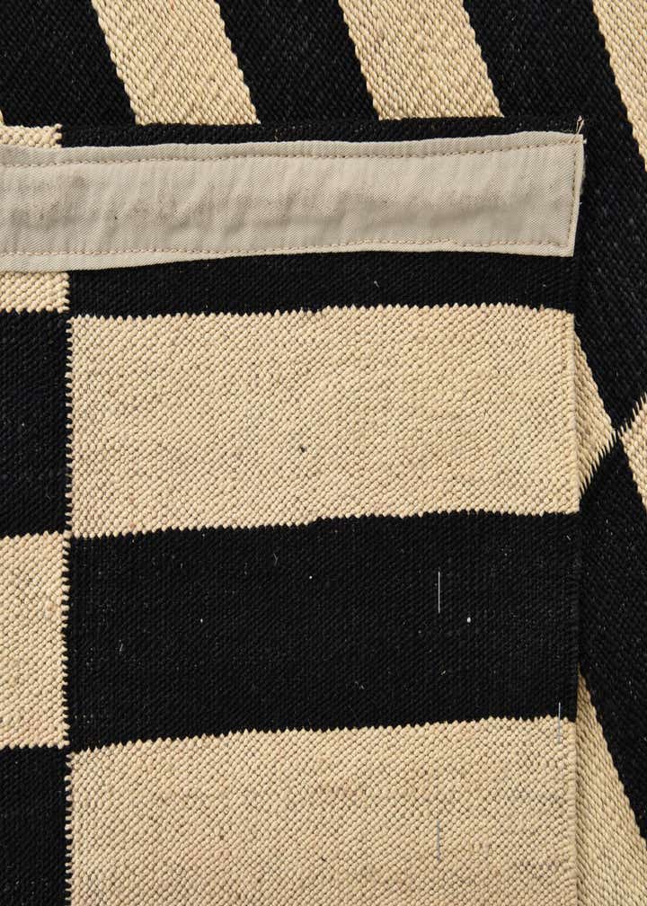 3' 5 x 4' 10 Hand Woven Kilim Modern Wool Rug