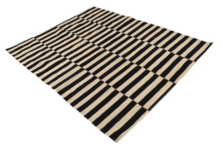 4' 11 x 6' Hand Woven Kilim Modern Wool Rug