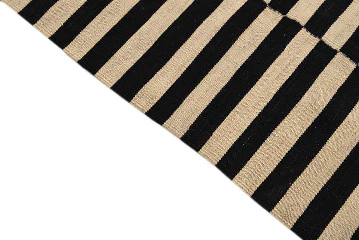 4' 11 x 6' Hand Woven Kilim Modern Wool Rug