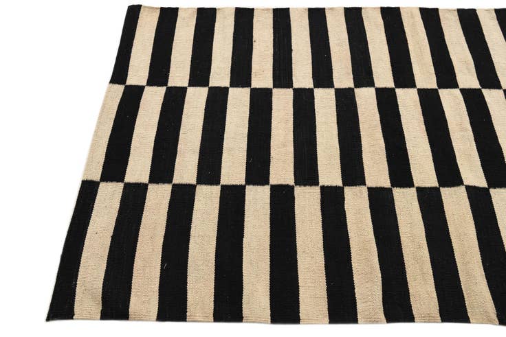 Detail image of 3' 4 x 4' 8 Hand Woven Kilim Modern Wool Rug
