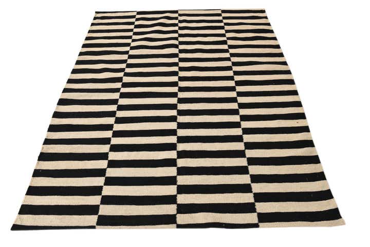5' x 6' 4 Hand Woven Kilim Modern Wool Rug