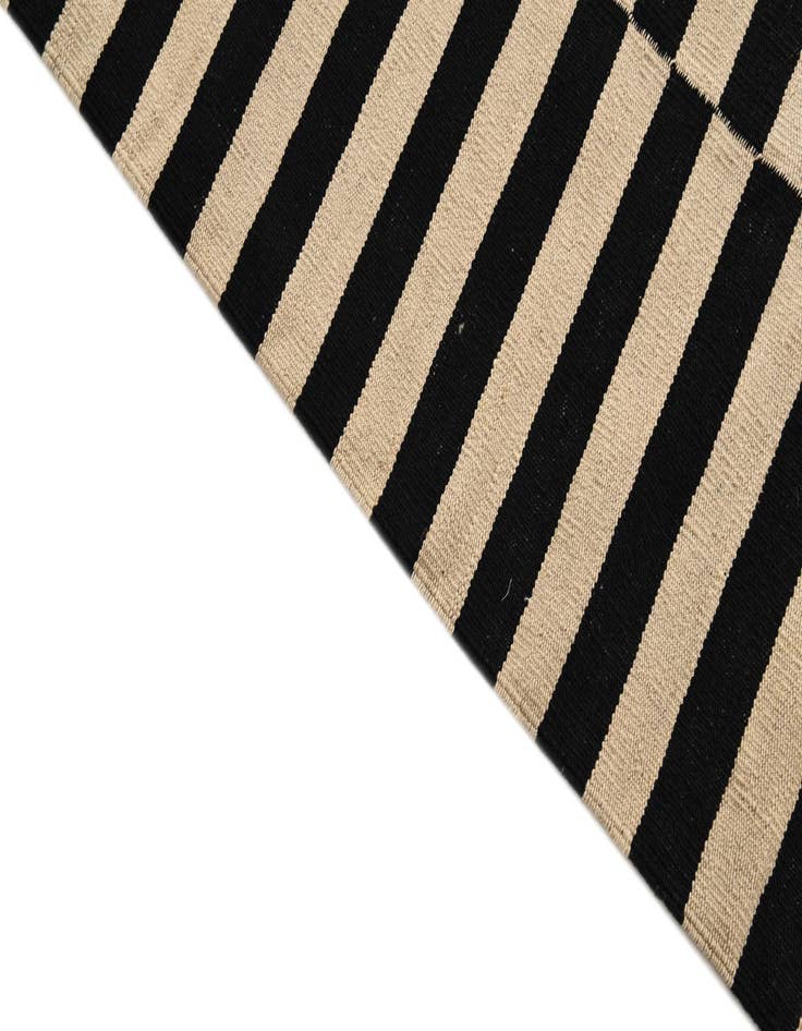 Detail image of 5' x 6' 4  Hand Woven Kilim Modern Wool Rug