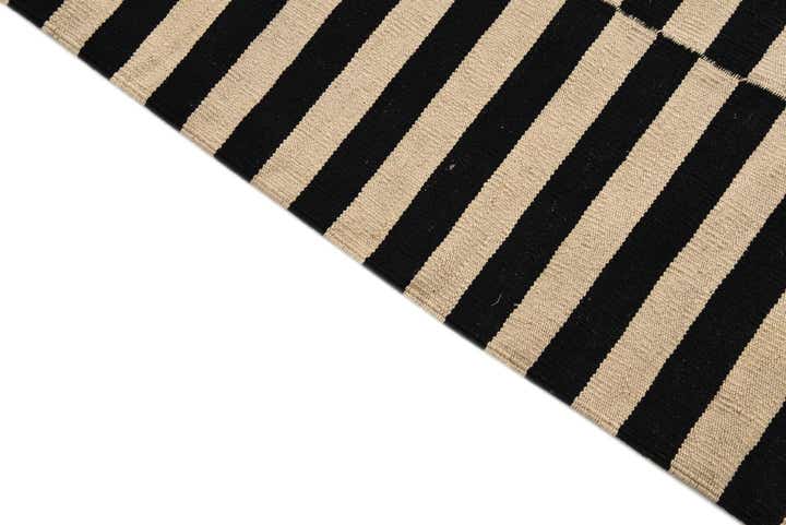 5' x 6' 4 Hand Woven Kilim Modern Wool Rug