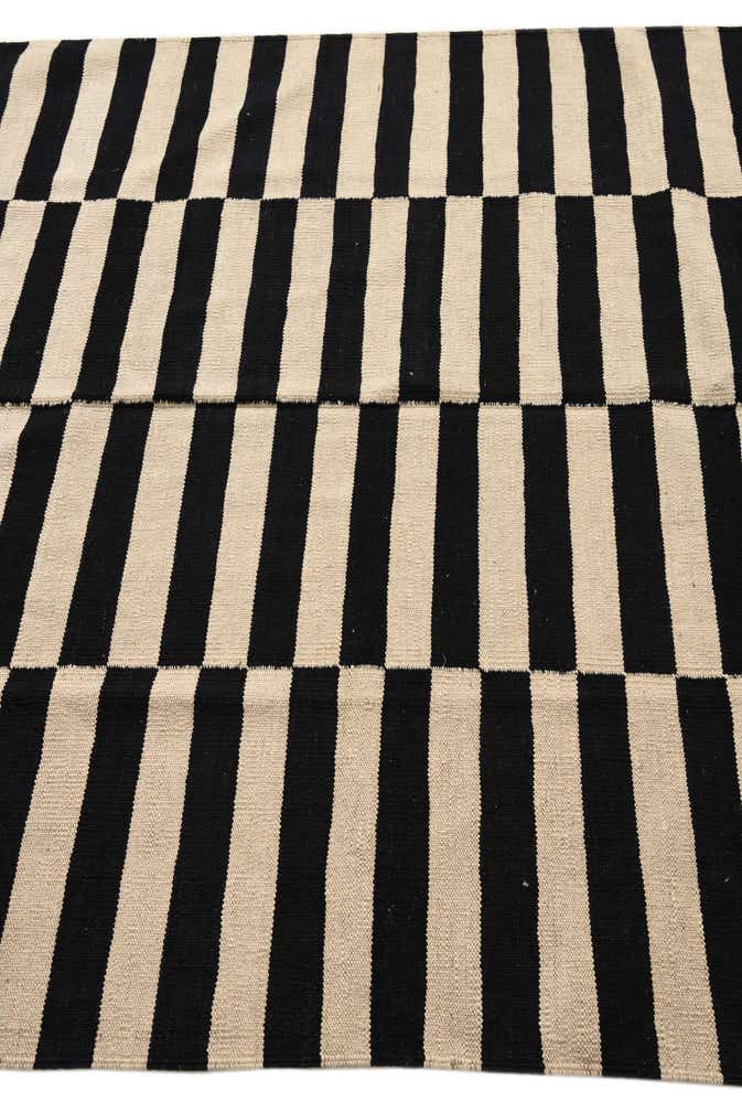 5' x 6' 4 Hand Woven Kilim Modern Wool Rug
