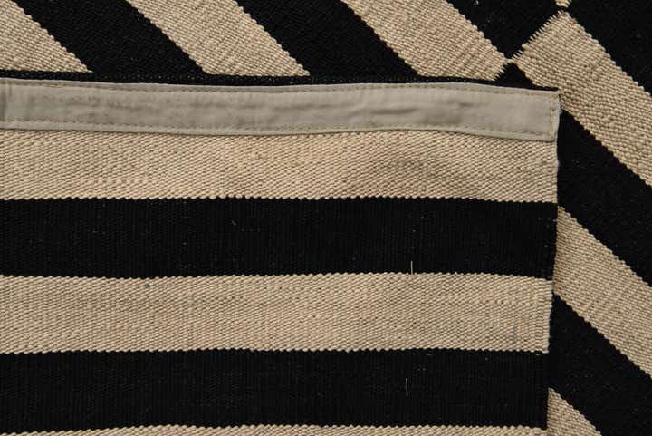 5' x 6' 4 Hand Woven Kilim Modern Wool Rug