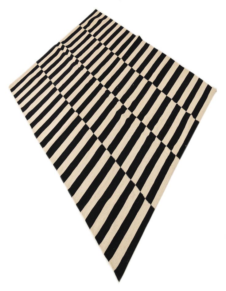 Detail image of 5' 1 x 6' 8  Hand Woven Kilim Modern Wool Rug