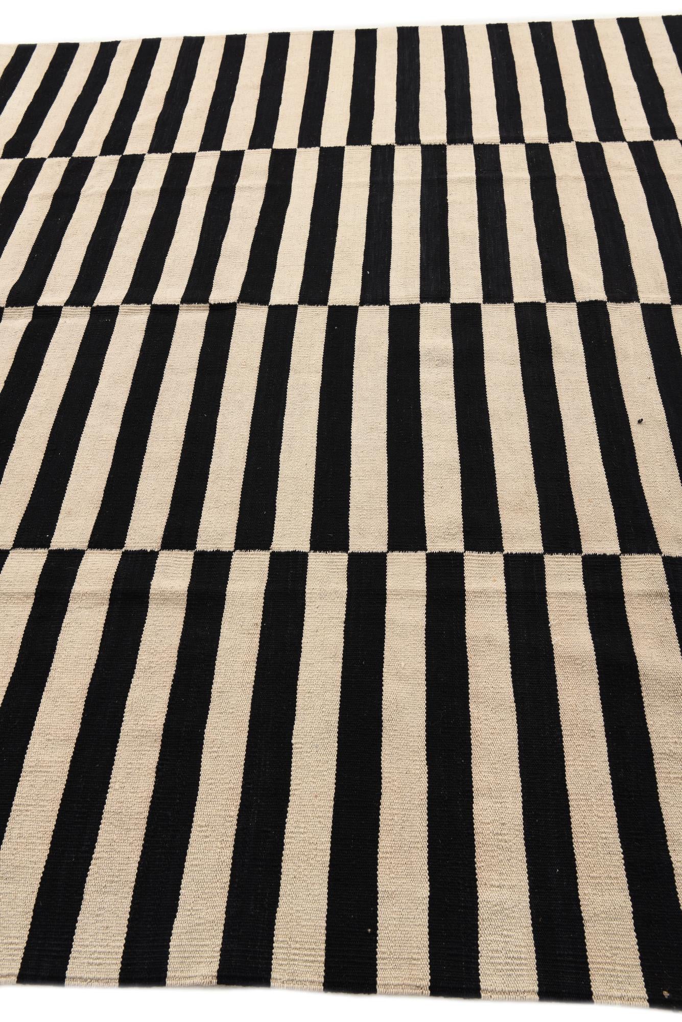 8' 1 x 11' 2 Hand Woven Kilim Modern Wool Rug