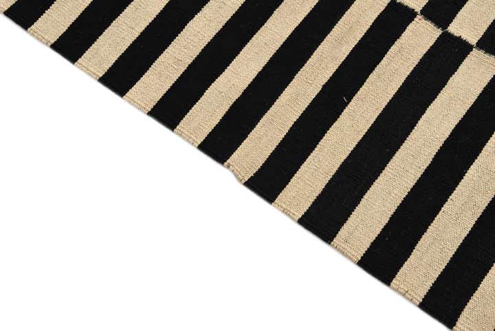 5' 2 x 6' 4 Hand Woven Kilim Modern Wool Rug