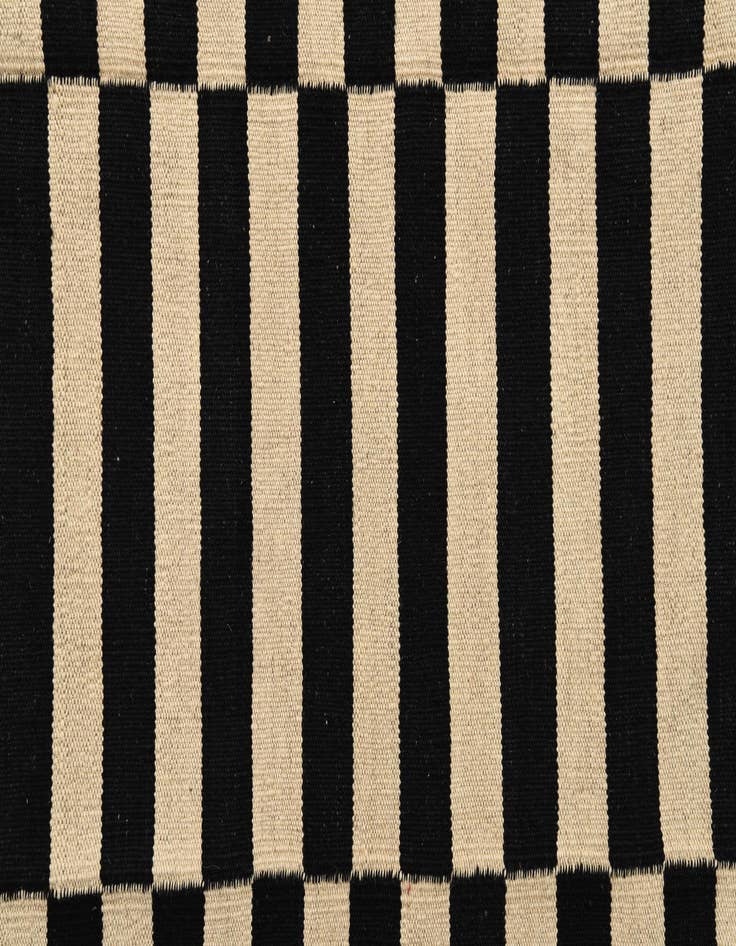 Detail image of 5' 2 x 6' 4  Hand Woven Kilim Modern Wool Rug