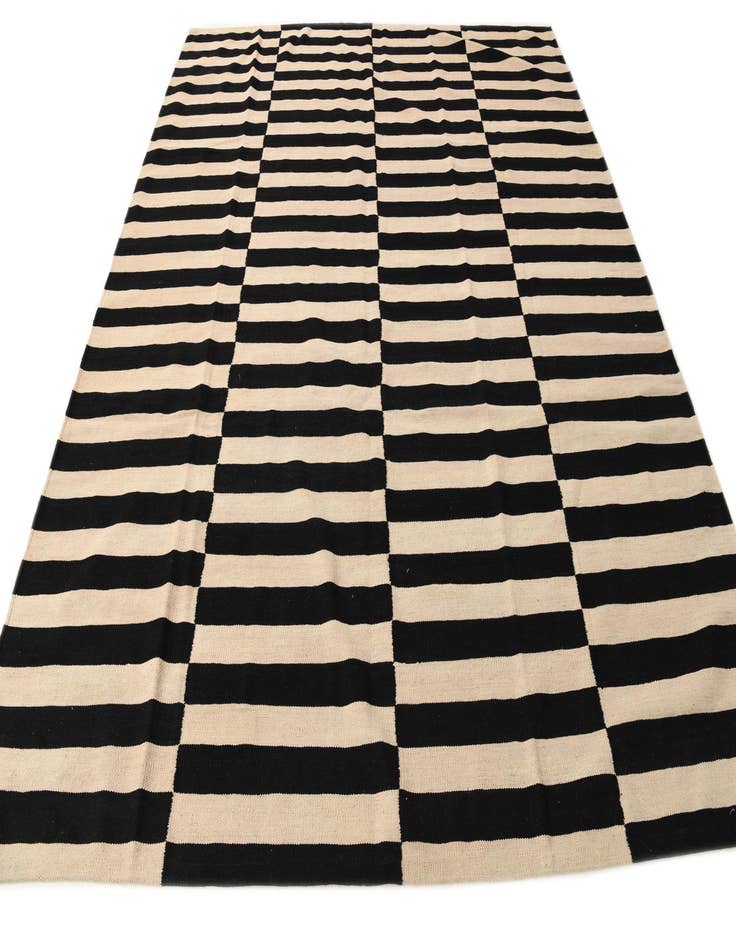 Detail image of 8' 2 x 9' 8  Hand Woven Kilim Modern Wool Rug