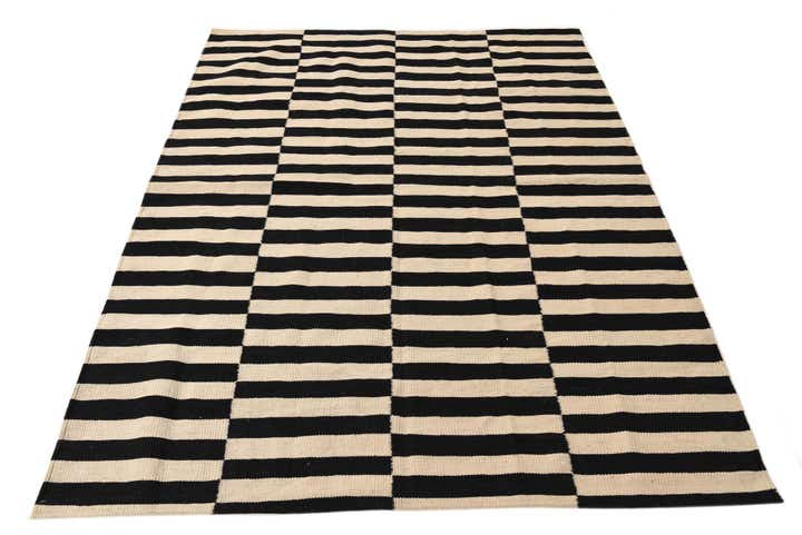 5' x 6' 5 Hand Woven Kilim Modern Wool Rug