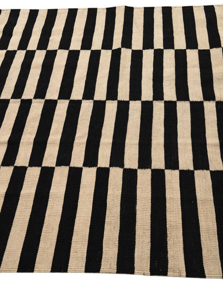 Detail image of 5' x 6' 5  Hand Woven Kilim Modern Wool Rug