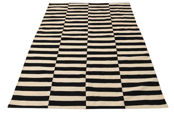 4' 10 x 6' 4 Hand Woven Kilim Modern Wool Rug