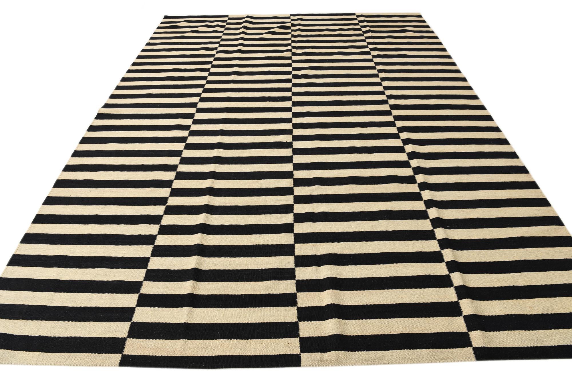 8' 6 x 11' 2 Hand Woven Kilim Modern Wool Rug