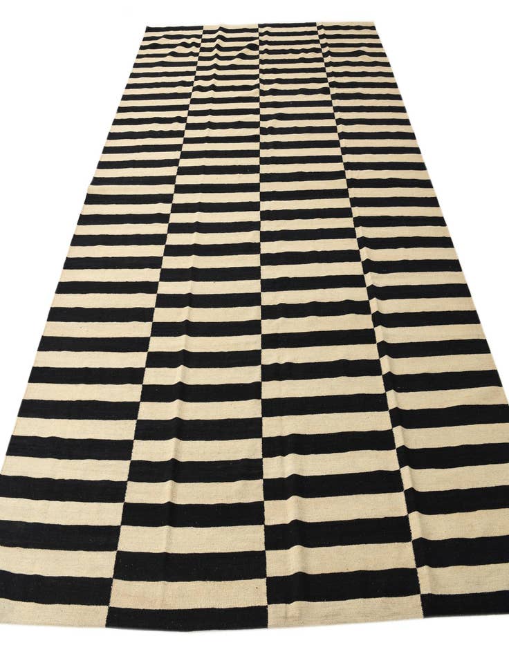 Detail image of 8' 6 x 11' 2  Hand Woven Kilim Modern Wool Rug