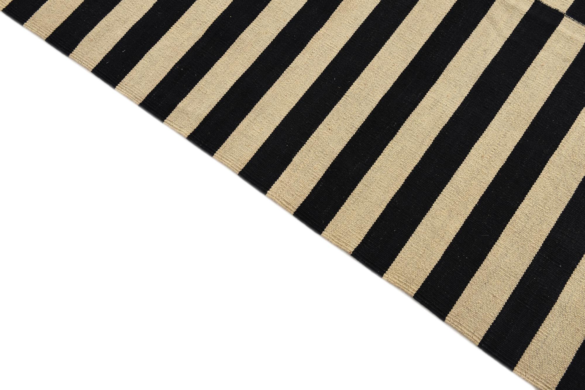 8' 6 x 11' 2 Hand Woven Kilim Modern Wool Rug