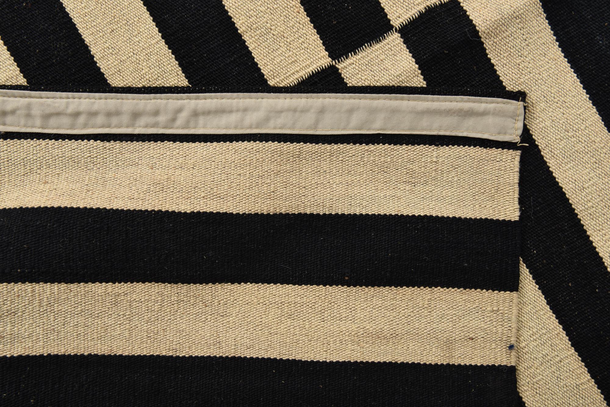 8' 6 x 11' 2 Hand Woven Kilim Modern Wool Rug