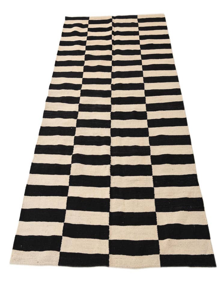 Detail image of 4' 7 x 6' 4  Hand Woven Kilim Modern Wool Rug