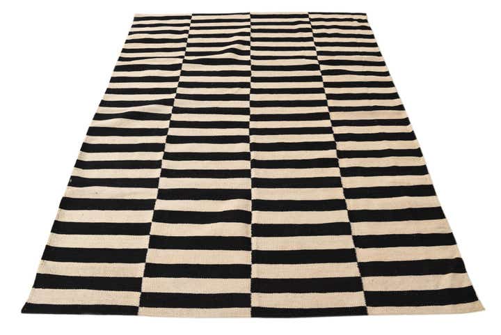 4' 11 x 6' 5 Hand Woven Kilim Modern Wool Rug