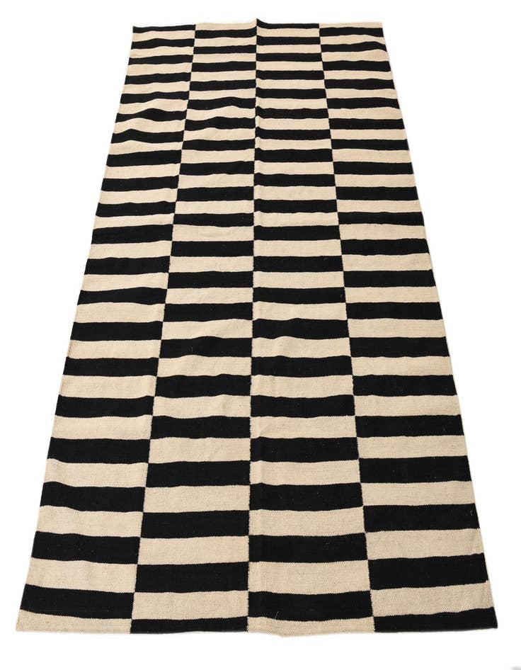 Detail image of 5' 1 x 6' 5  Hand Woven Kilim Modern Wool Rug