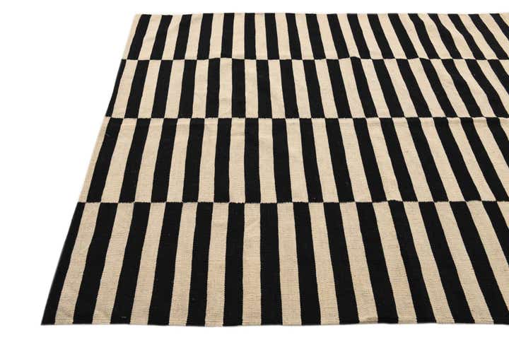 5' 1 x 6' 5 Hand Woven Kilim Modern Wool Rug
