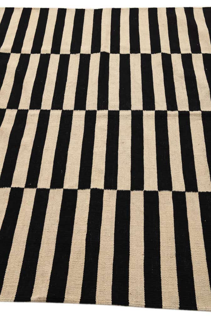 5' 1 x 6' 5 Hand Woven Kilim Modern Wool Rug