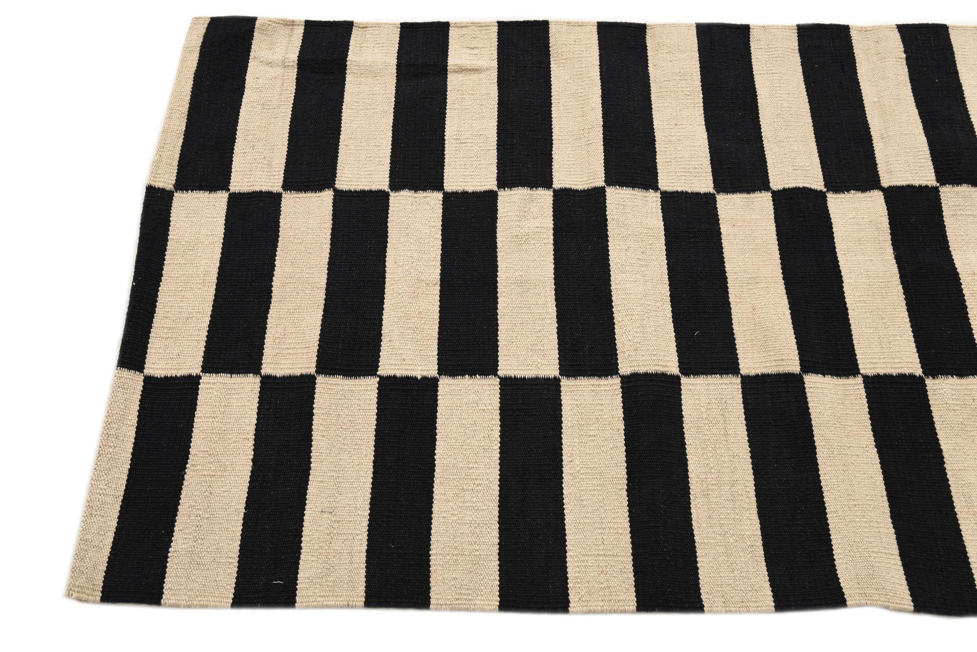 2' 7 x 3' 10 Hand Woven Kilim Modern Wool Rug