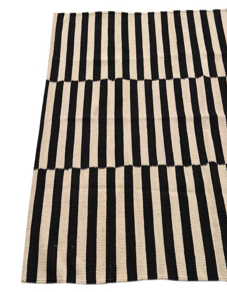 Detail image of 3' 6 x 6' 4  Hand Woven Kilim Modern Wool Rug