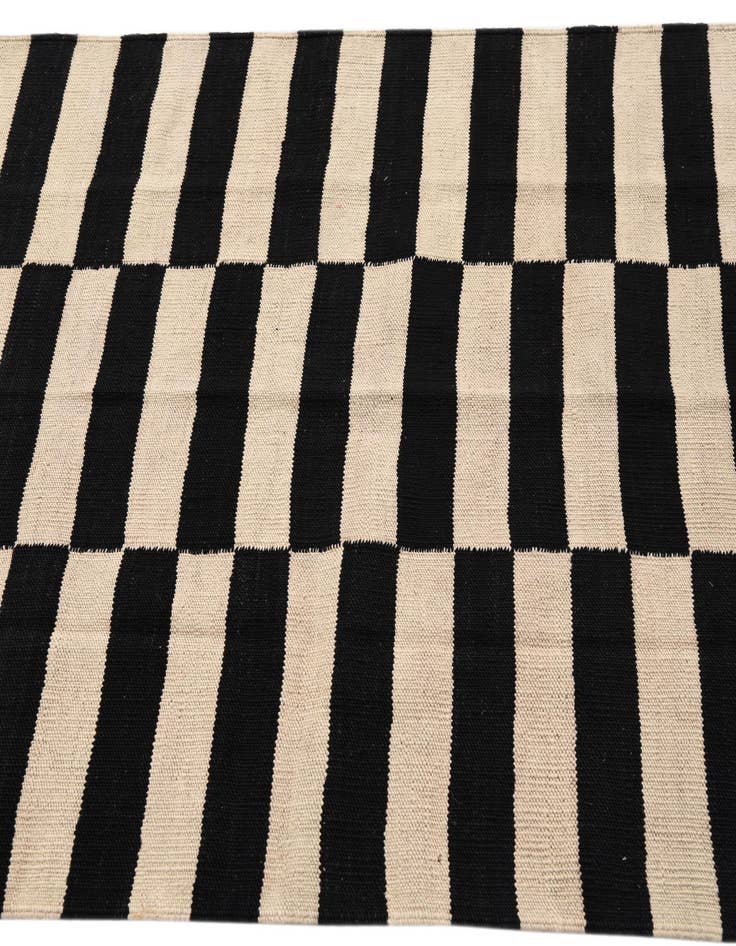 Detail image of 3' 6 x 6' 4  Hand Woven Kilim Modern Wool Rug