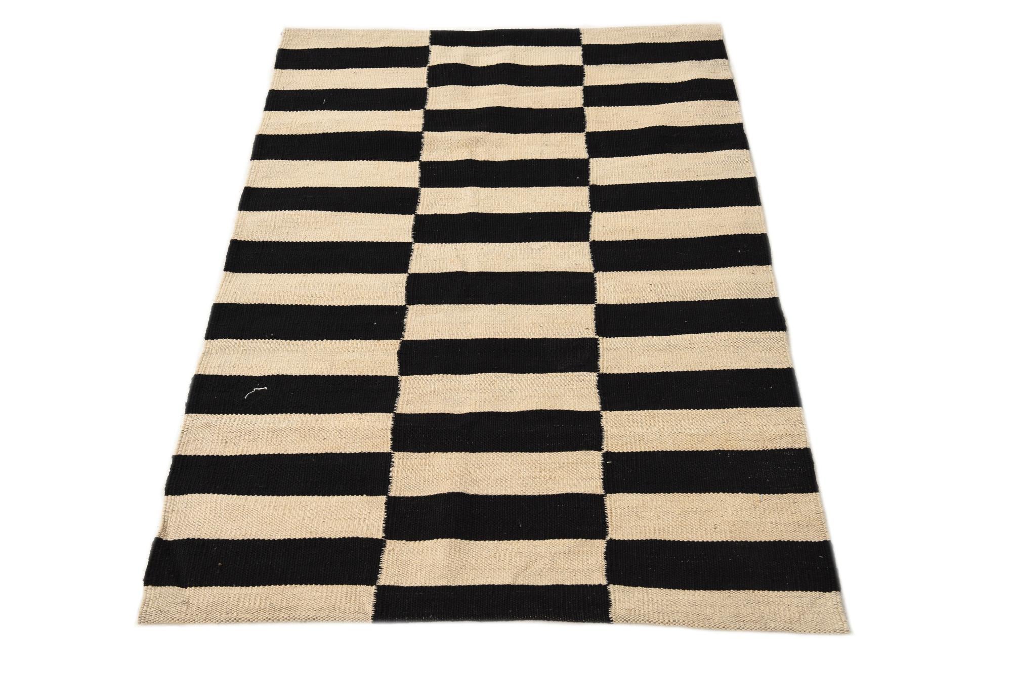 2' 7 x 3' 10 Hand Woven Kilim Modern Wool Rug