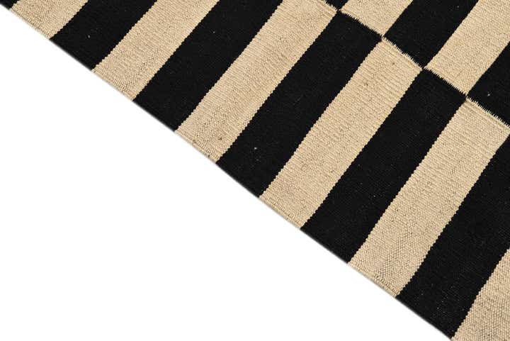 2' 7 x 3' 10 Hand Woven Kilim Modern Wool Rug