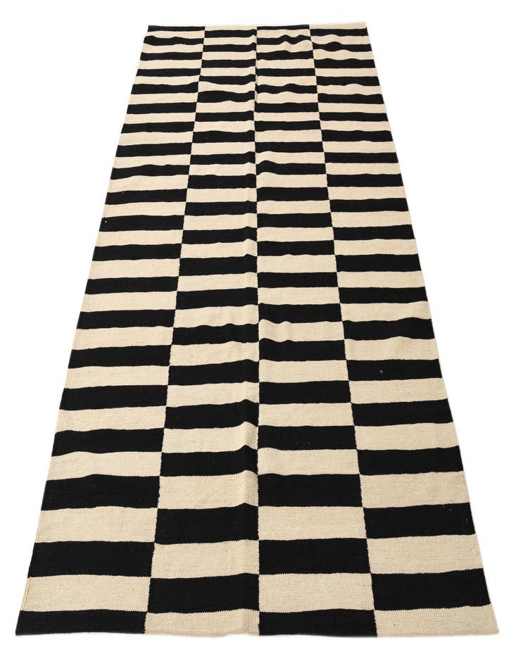 Detail image of 5' 5 x 7' 10  Hand Woven Kilim Modern Wool Rug