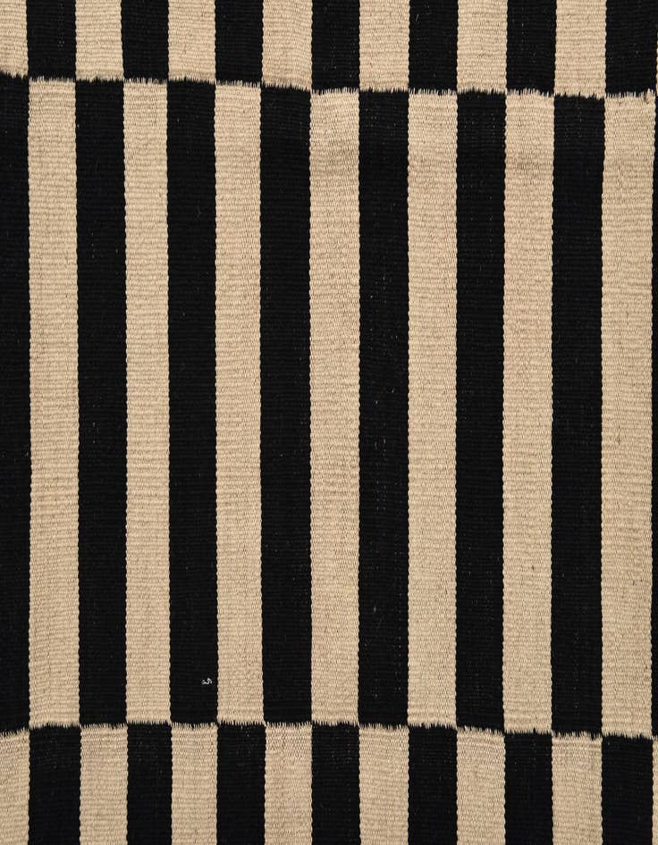 Detail image of 5' 8 x 7' 11  Hand Woven Kilim Modern Wool Rug