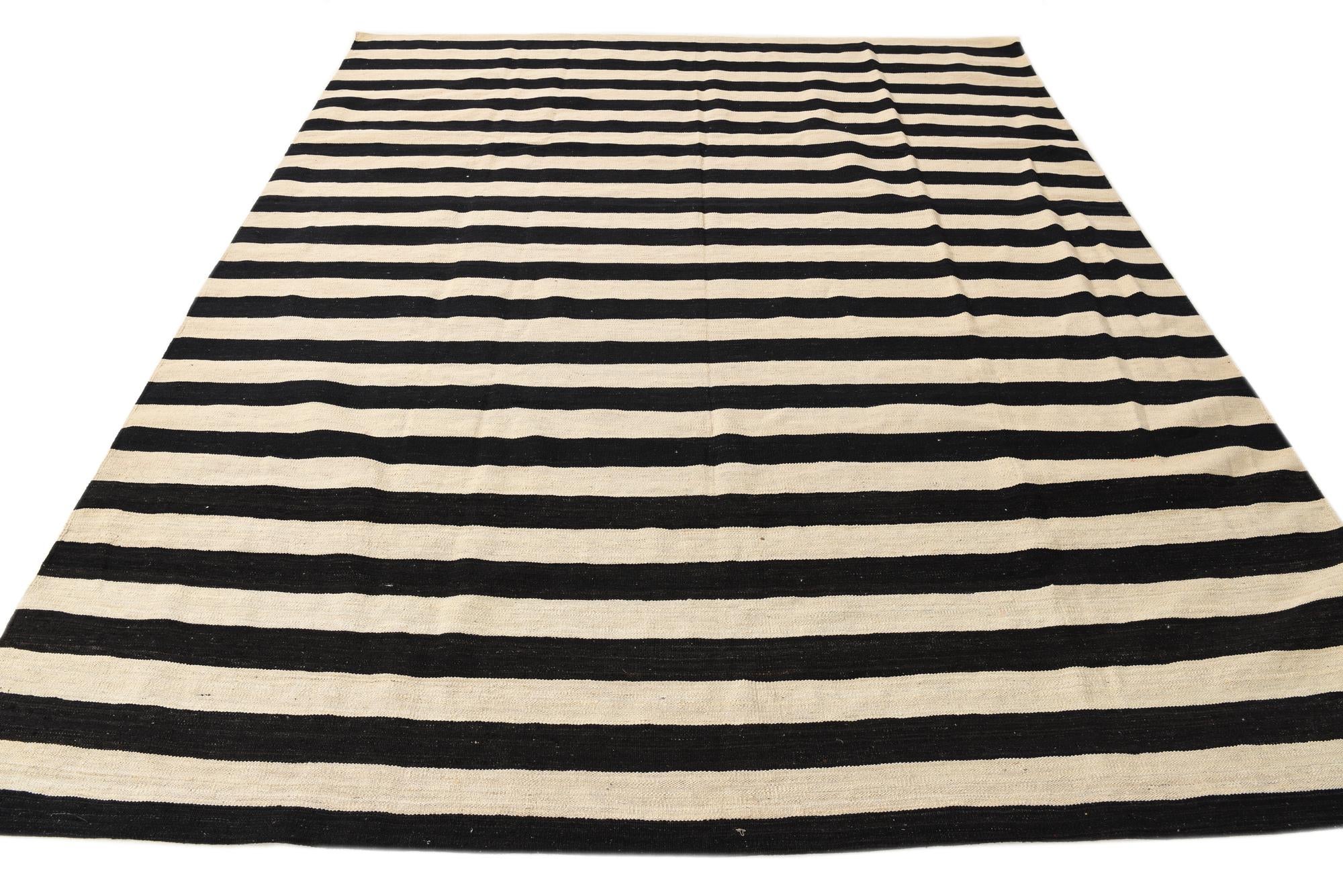 8' 2 x 9' 9 Hand Woven Kilim Modern Wool Rug