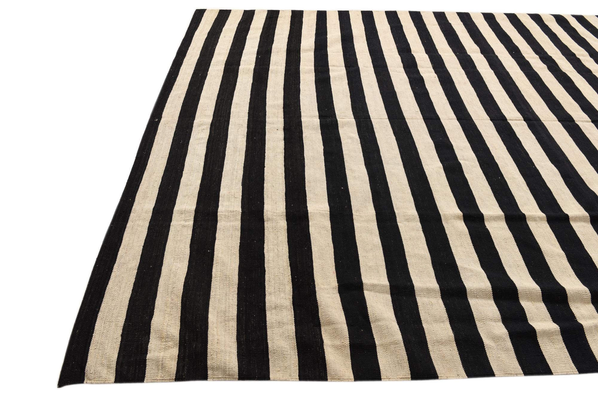 8' 2 x 9' 9 Hand Woven Kilim Modern Wool Rug