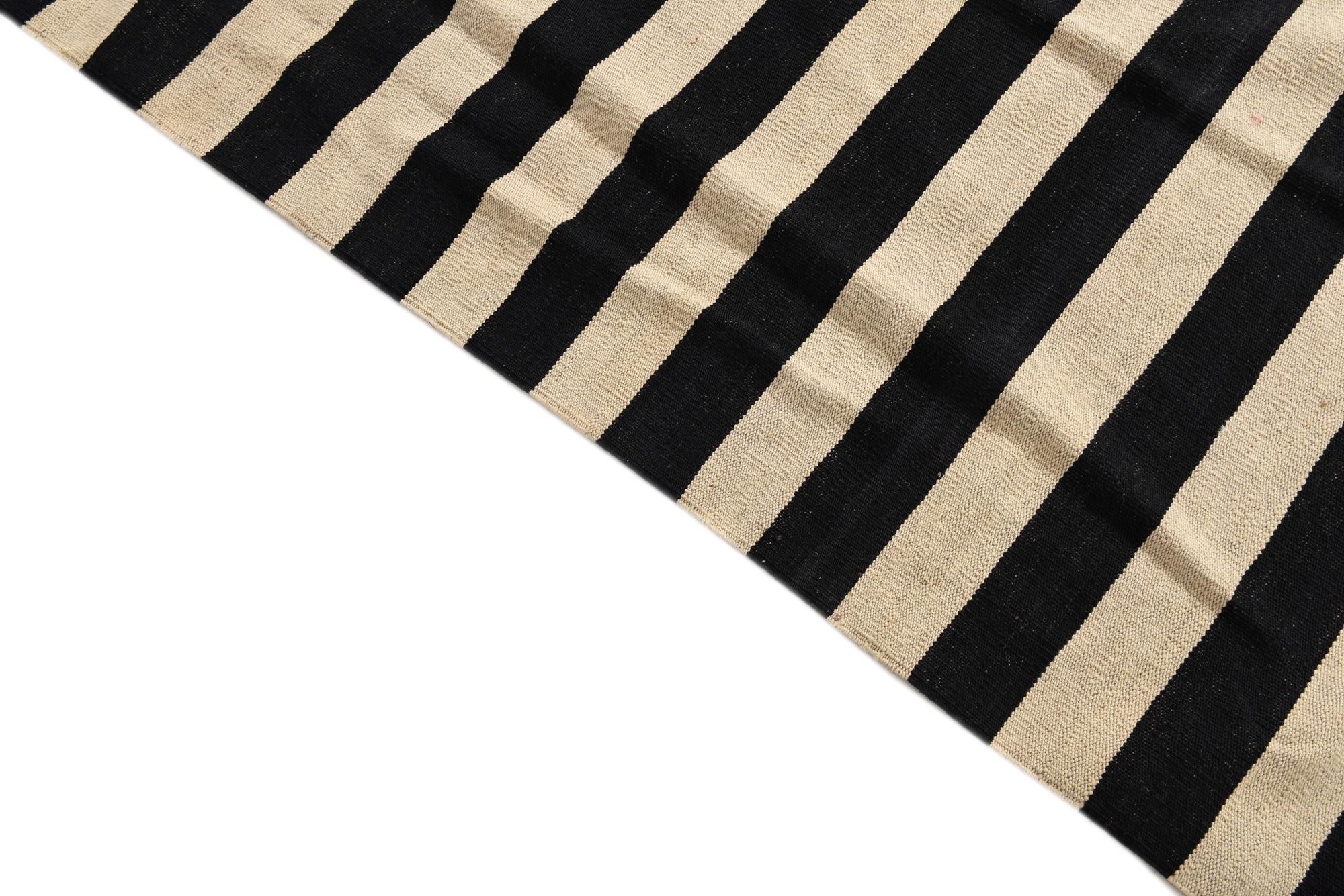 8' 2 x 9' 9 Hand Woven Kilim Modern Wool Rug