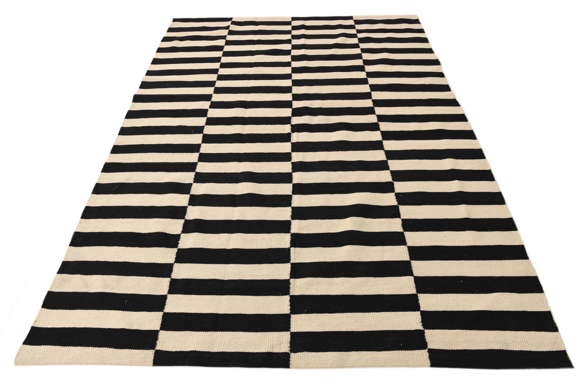5' 8 x 7' 11 Hand Woven Kilim Modern Wool Rug
