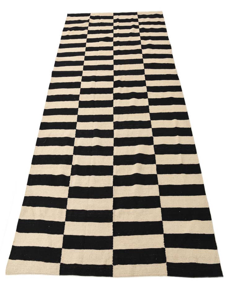 Detail image of 5' 8 x 7' 11  Hand Woven Kilim Modern Wool Rug