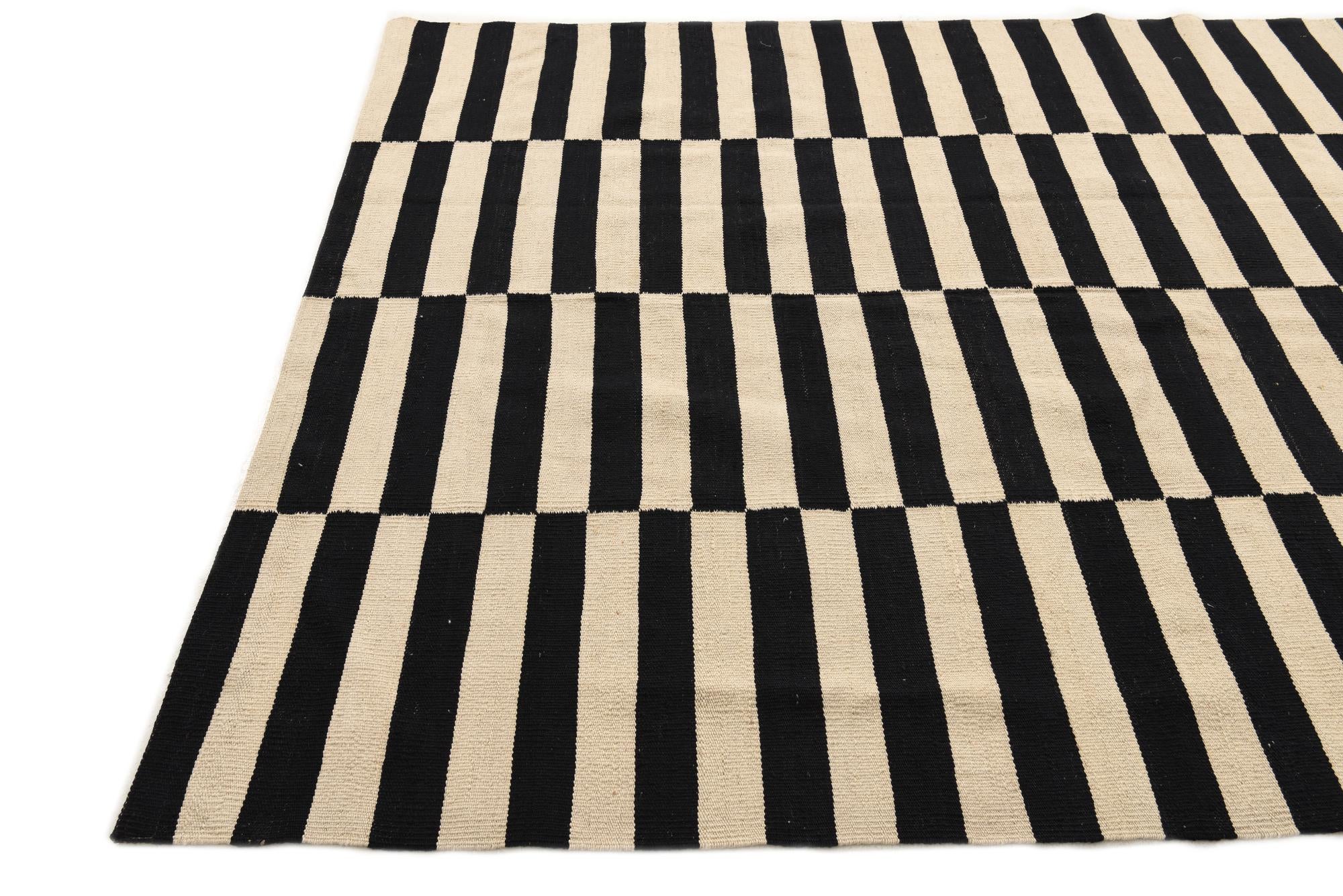5' 8 x 7' 11 Hand Woven Kilim Modern Wool Rug