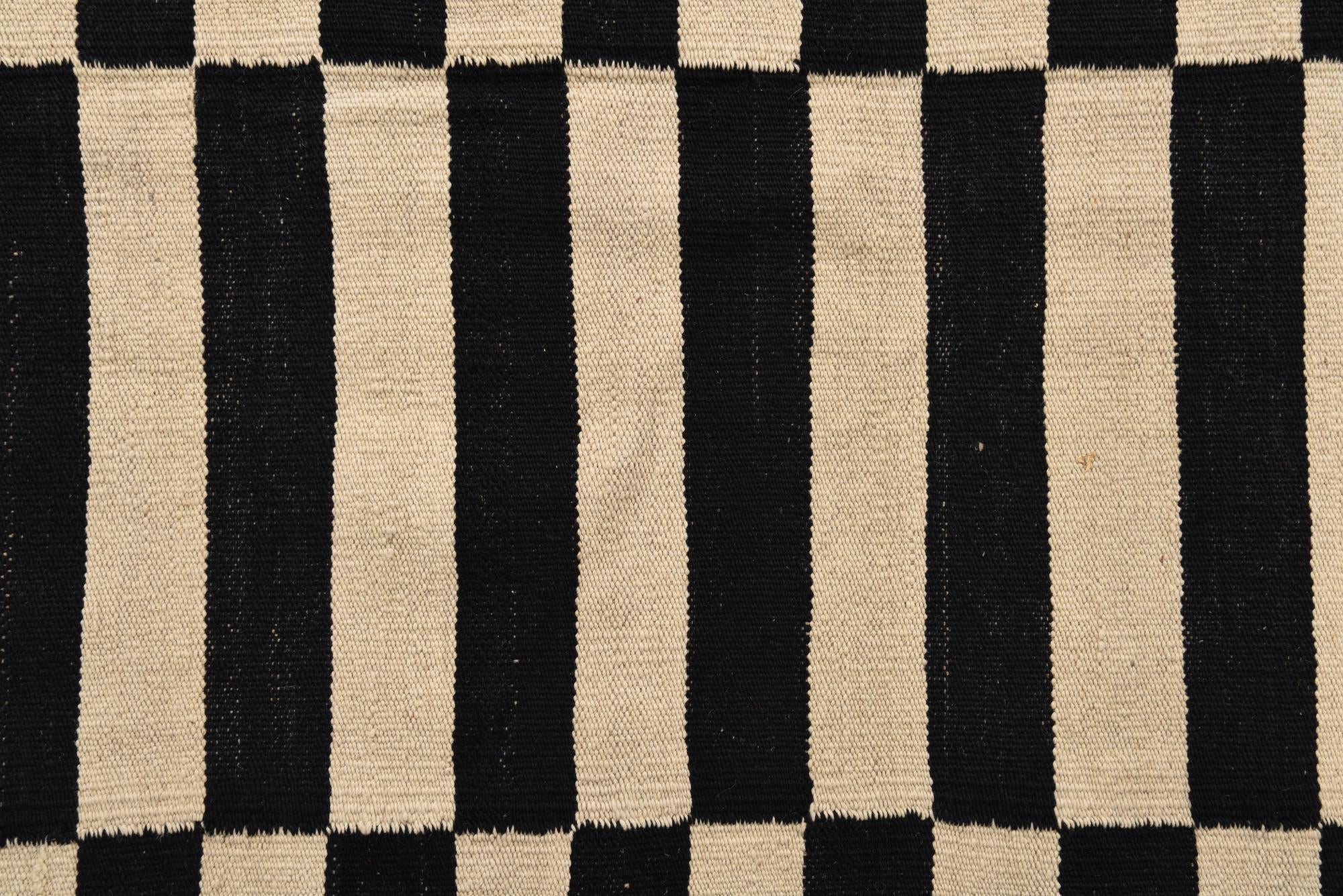 5' 8 x 7' 11 Hand Woven Kilim Modern Wool Rug