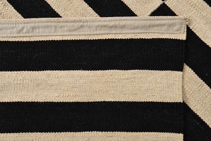 5' 7 x 7' 9 Hand Woven Kilim Modern Wool Rug