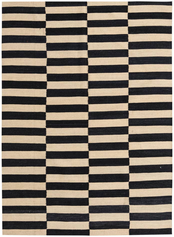 Detail image of 4' 11 x 6' 9 Hand Woven Kilim Modern Wool Rug