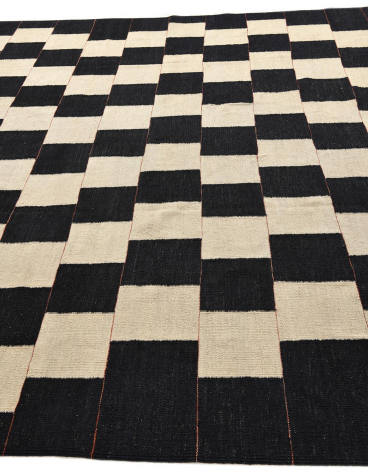 Detail image of 8' 6 x 9' 4  Hand Woven Kilim Modern Wool Rug