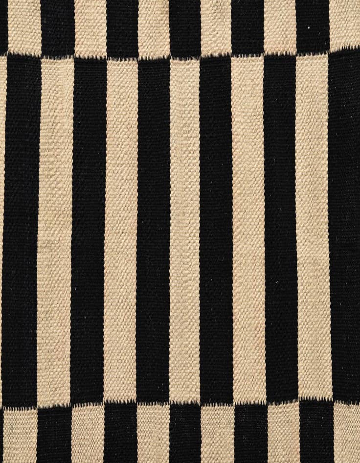 Detail image of 3' 5 x 4' 10  Hand Woven Kilim Modern Wool Rug