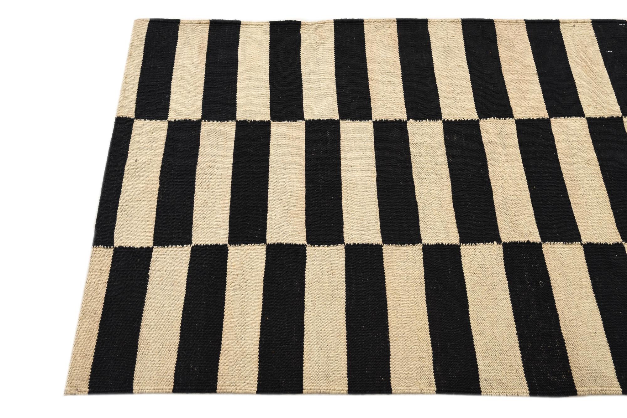 2' 8 x 3' 9 Hand Woven Kilim Modern Wool Rug