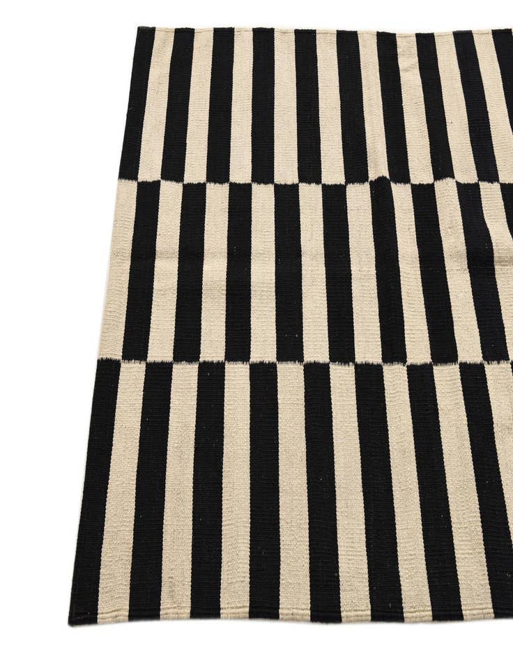 Detail image of 3' 4 x 4' 11  Hand Woven Kilim Modern Wool Rug